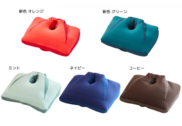 うつ伏せでのゲームやスマホ鑑賞にこだわった枕 Neochi Pillow ねおちピロー に待望の新色発売 ニュースリリース クロスプラス株式会社 Cross Plus